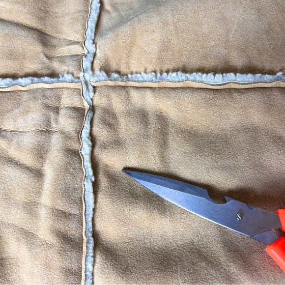 Set of 2 River Road large pillow covers faux suede and Sherpa double sided 25” - Picture 14 of 16